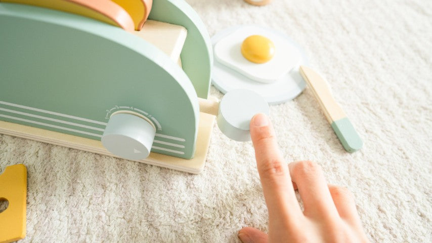 Play Set #8: 16 - 18 months
