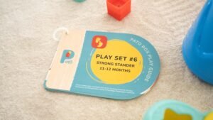 หนังสือคู่มือวิธีเล่เข้าใจพัฒนาการน้องในช่วงวัย 11 - 12 เดือน นี้ พร้อมวิธีเล่น