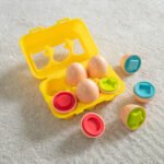 จับคู่ไข่เรขาคณิต เรียนรู้รูปทรง พร้อมเสริมพัฒนาารของกล้ามเนื้อมัดเล็ก